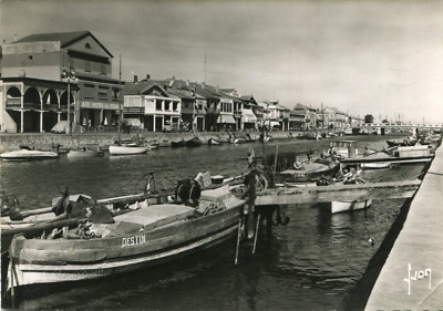 PALAVAS LES FLOTS La rive Droite Card