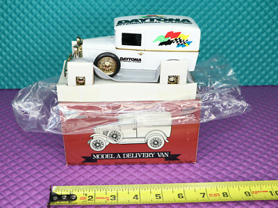 1993 Racing Champions Daytona Model A Delivery Van Diecast Coin Bank 1:25 Scale 