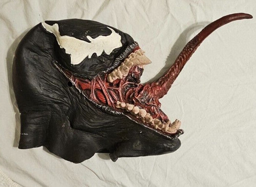 Venom Mask