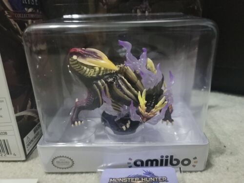 Monster Hunter Rise COLLECTOR'S EDITION (Magnamalo Amiibo) Nintendo Switch Game - Picture 9 of 10