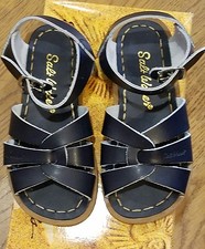 New Sun-San Salt Water Sandals, original style,navy, youth 10,NWT