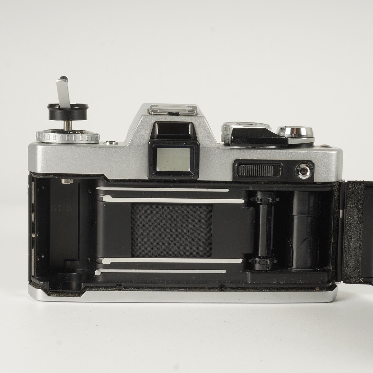 Yashica FR II 35mm SLR Film Camera with DSB 50mm f/1.9 Lens | eBay