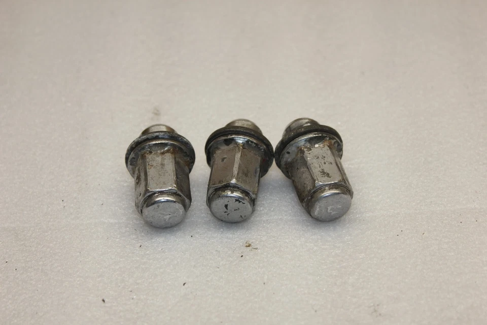 Porcas de roda Toyota Lexus 90942-01095 (3 peças) (G60) fabricante de equipamento original 1996-2007 - Imagem 2 de 4