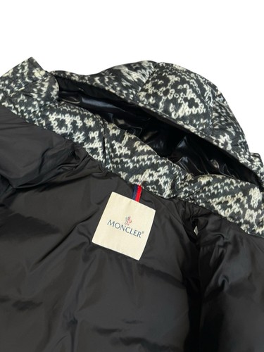 Moncler Maya Puffer Jacket Kids Sweater Pattern Hooded Multicolor Size 6 Years - Picture 15 of 23