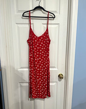 PrettyLittleThing Red/White Floral V-Neck Spaghetti Strap Slip Midi Dress 12