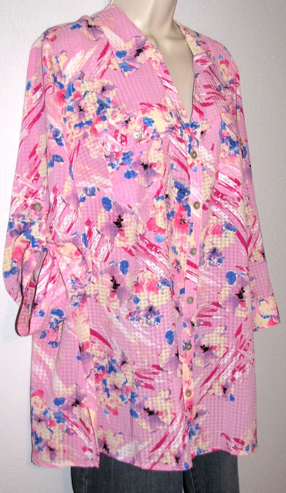 Blusa abotonada estampada manga 3/4 sedosa 2X talla grande NY Collection para mujer Foto 2 de 3