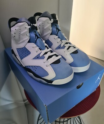 NIKE Air Jordan 6 UNC RETRO blau blue US 8,5 EU 42