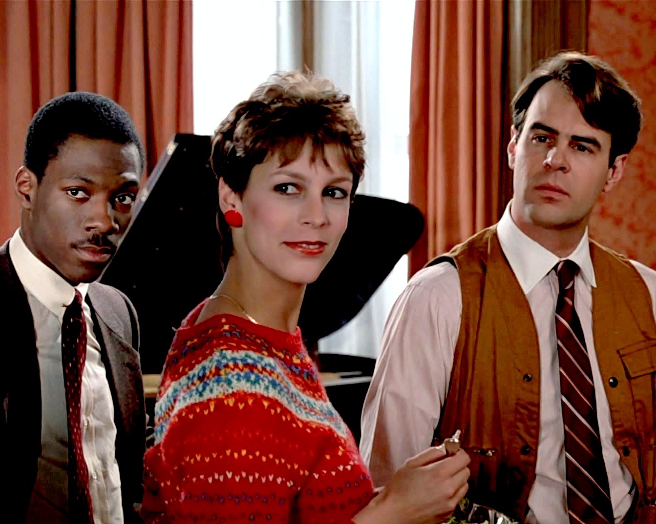 EDDIE MURPHY JAMIE LEE CURTIS & DAN AYKROYD "TRADING PLACES" 8X10 PHOTO