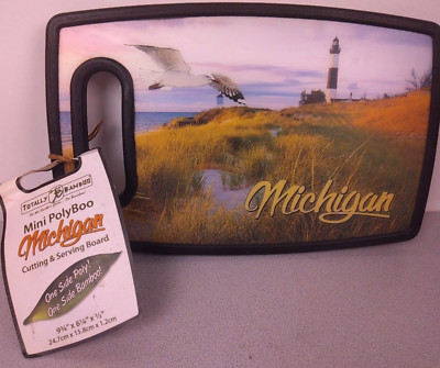 Totally Bamboo Michigan Small Cutting And Serving Board - New.:           (BLDG)