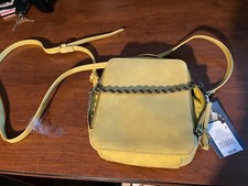 Universal Thread Crossbody Camera Square Zip Closure Chain Yellow Handbag