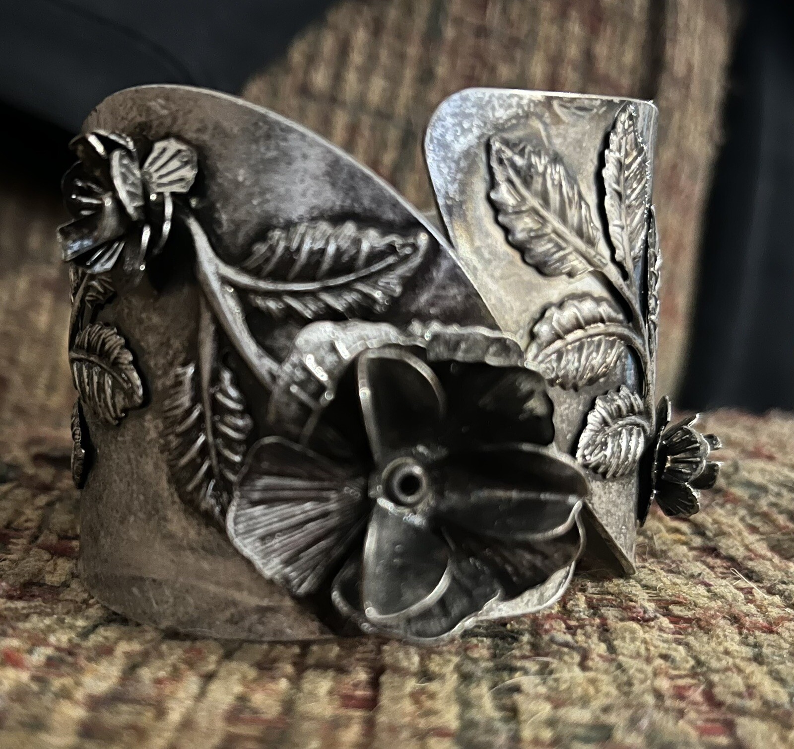 Antique Raised Rose Floral Chunky Statement Sprin… - image 2