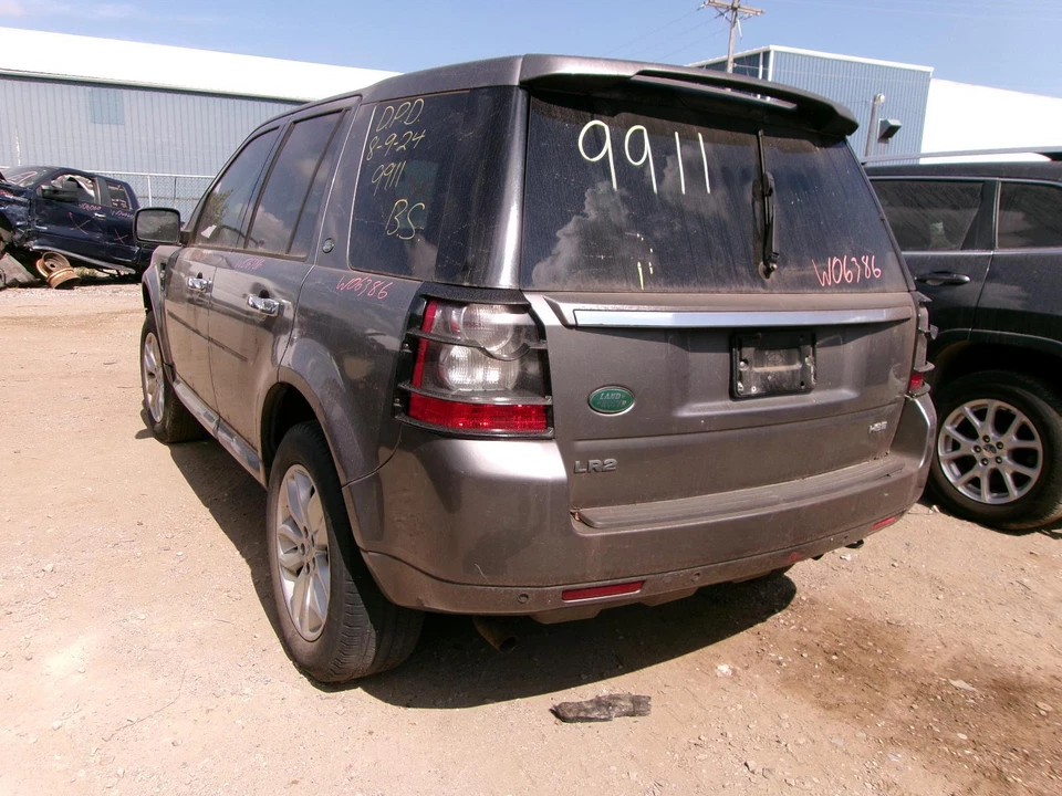 Used Front Right Fender fits: 2011 Land rover Lr2 Front Right Grade A - Imagem 3 de 4