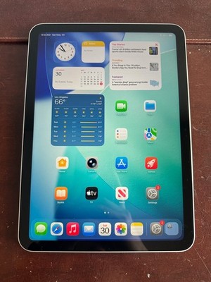 Apple iPad 10 (10th Gen., 2022), A2696, 64GB, Wi-Fi, 10.9 in, Silver, iOS 26
