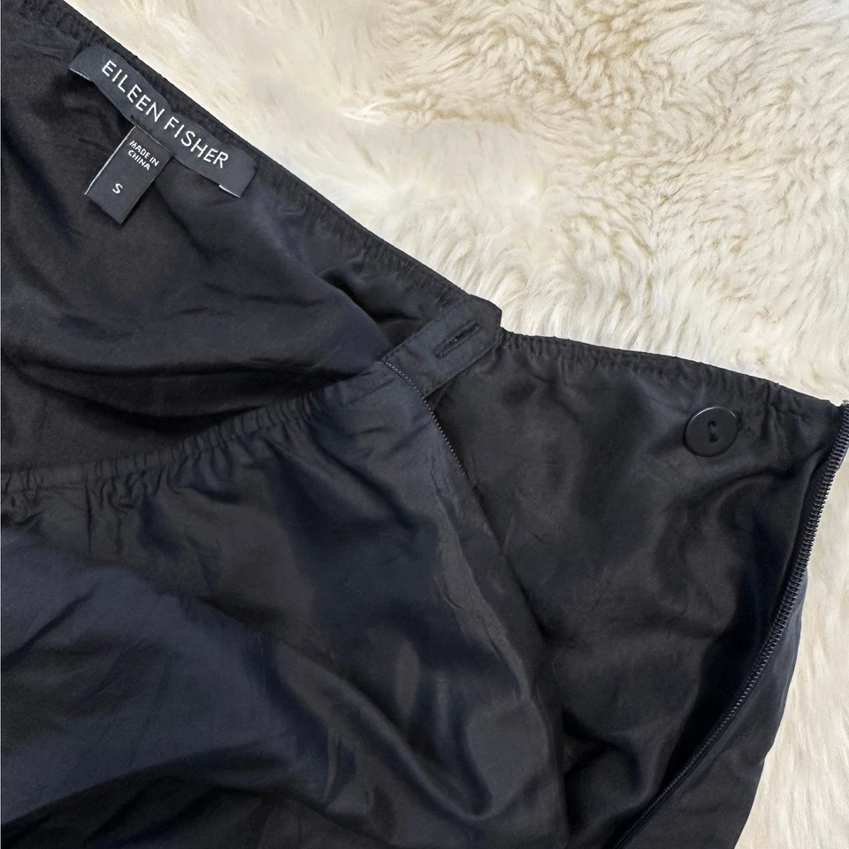 Falda Eileen Fisher 100 % seda tafetán con volantes negra talla pequeña cintura 30" Foto 4 de 4