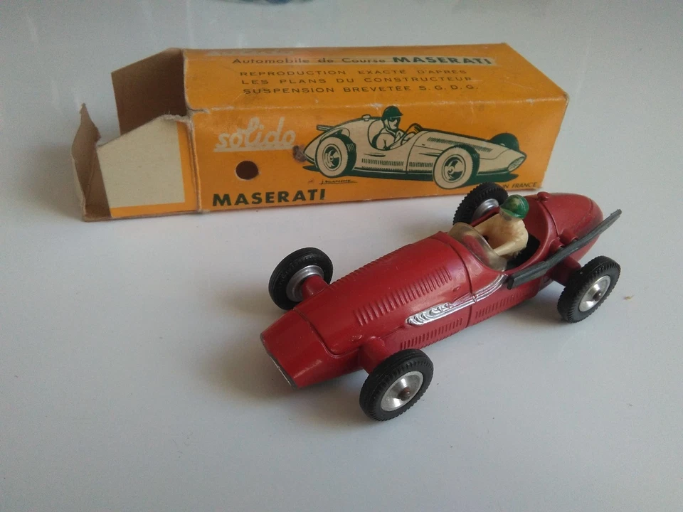 solido serie 100. Maserati 250.réf 102. boite. - Photo 2/4