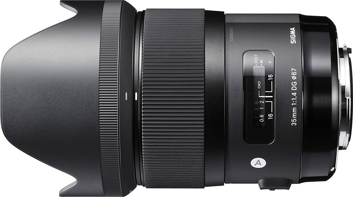 SIGMA single-focus wide-angle lens Art 35mm F1.4 DG HSM for Pentax
