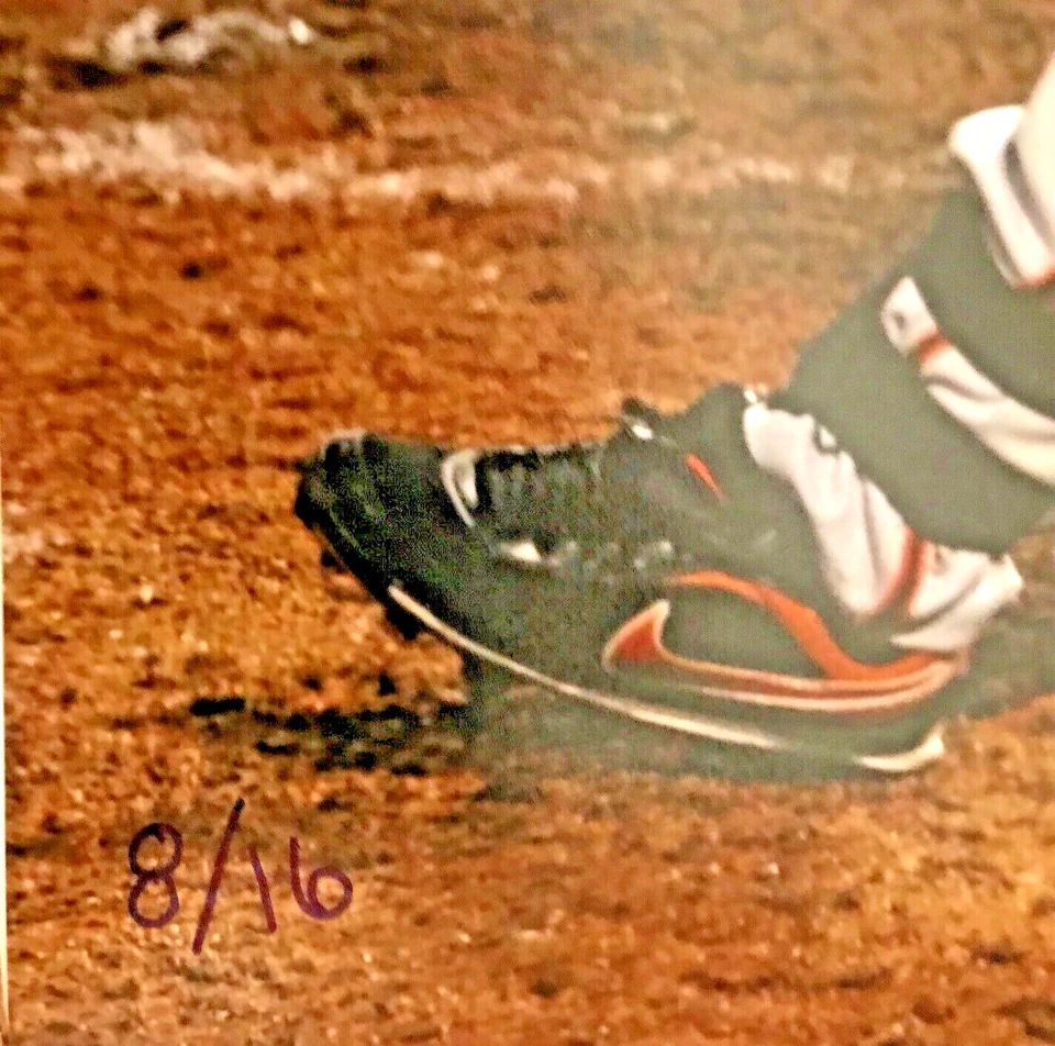 Foto firmada por Edgar Rentería 16x20 "Stat" - PSA Auth - Giants con MVP - Edición limitada Foto 4 de 4