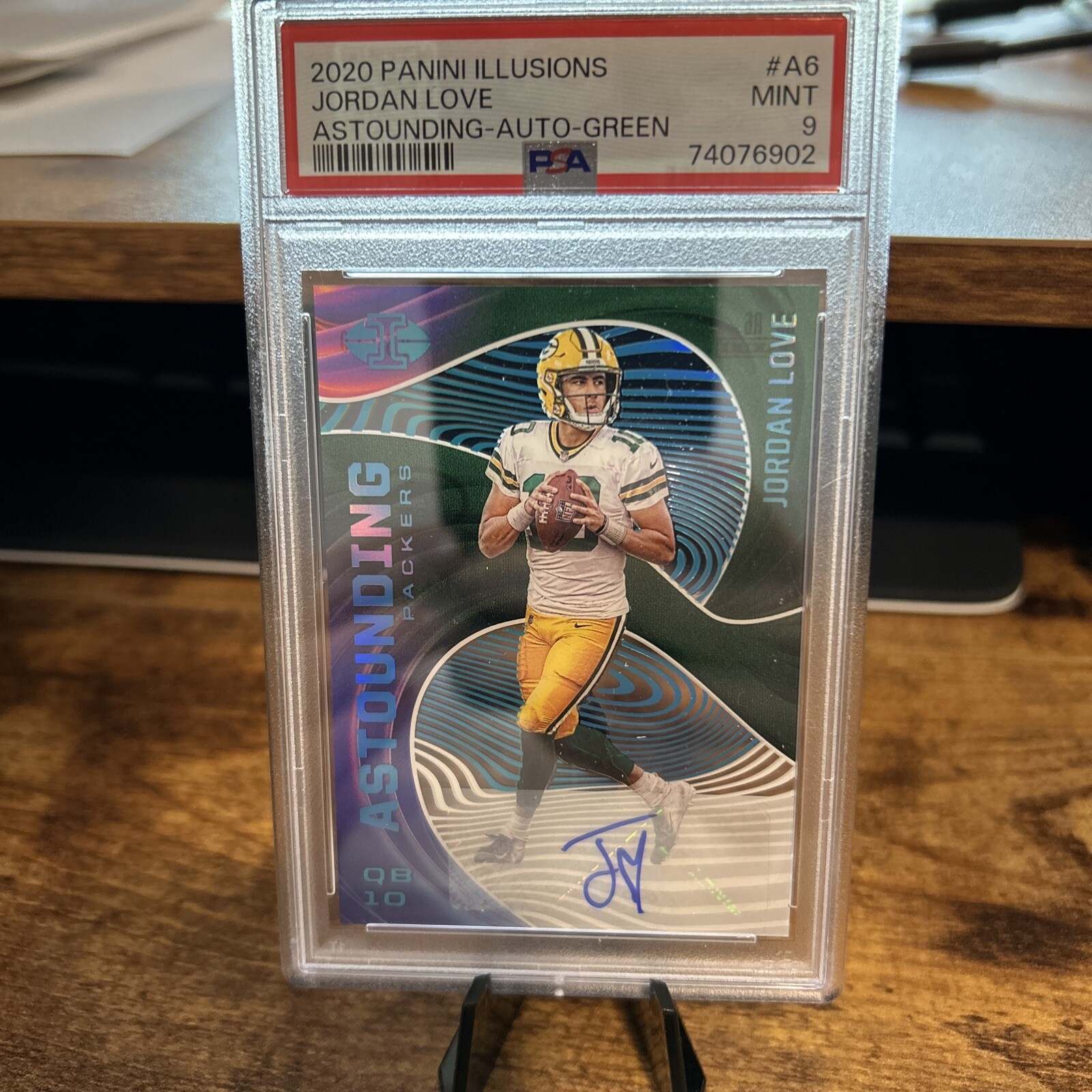 Jordan Love Panini Illusions Astounding #A6 Autograph-Green