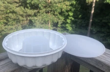 Tupperware Jello Jel-Ring Gelatin Mold Off White With Green Specs