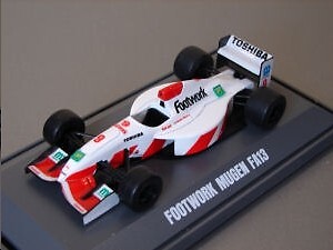 Voiture F1 miniature Footwork Mugen FA13 Kyosho 1:43 de collection en métal injecté