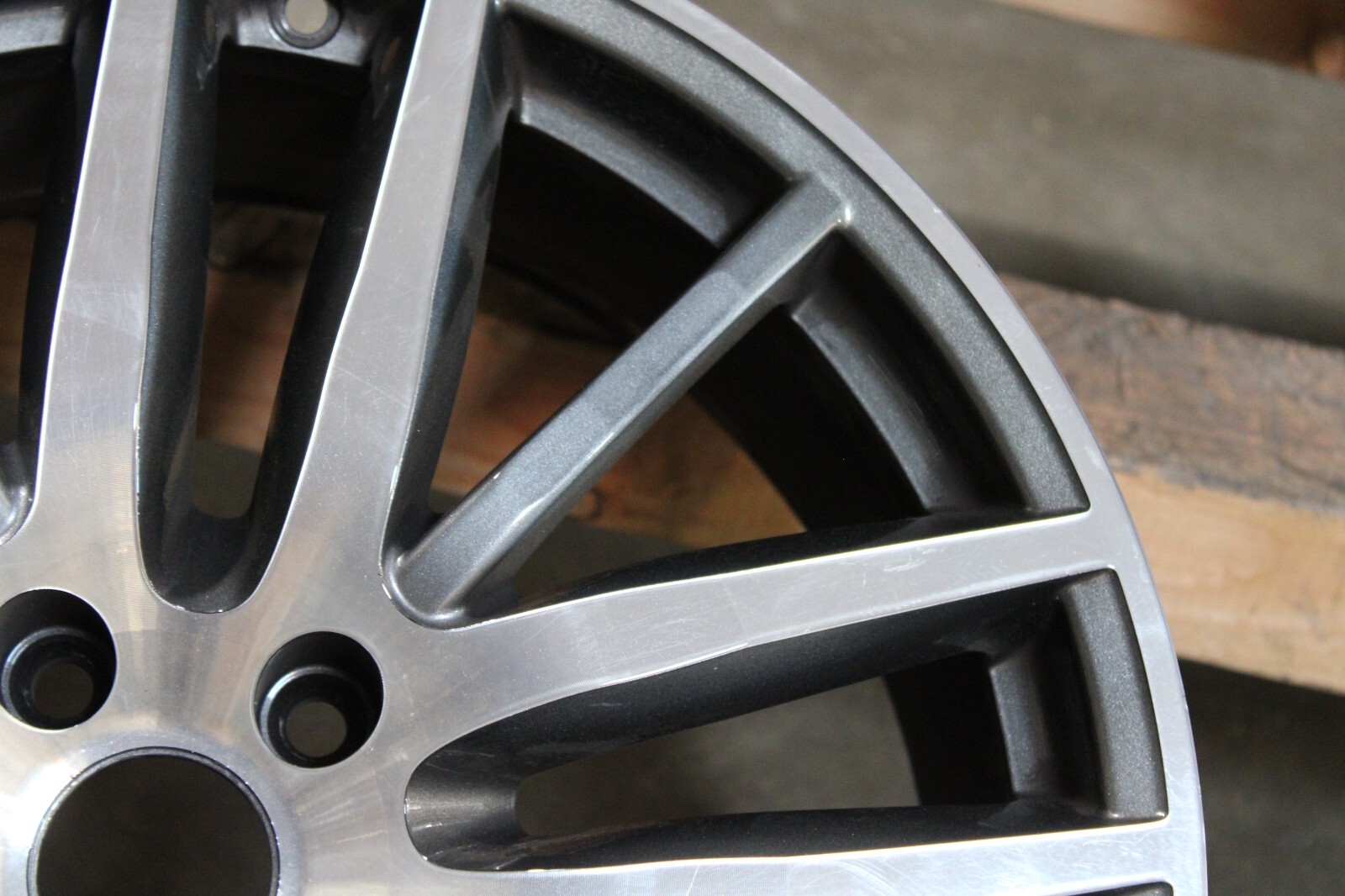 14 15 16 Maserati Ghibli OEM Wheel Rim FRONT 19x8.5 19" 97530 670016851