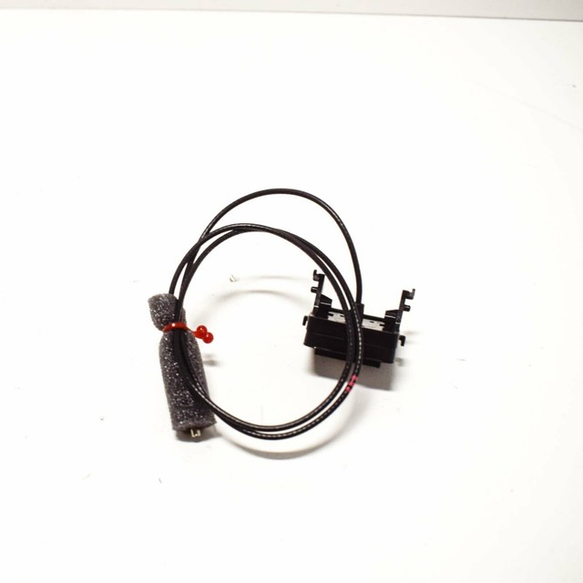 MB E W213 Front Door Mirror GPS Navigation Antenna A213905440128 NEW