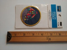 ( 1 RARE SKI SKIING SKIER DOWNHILL RACING RACER MIP MOC PATCH CREST BADGE )