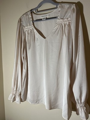 Skye's The Limit Top Womens Medium Ivory Smocking And Ruffles At Sleeves Classy
