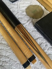 Brunswick True Balance Titlist Willy Hope Billiard Pool Cue Stick with 2 Shafts