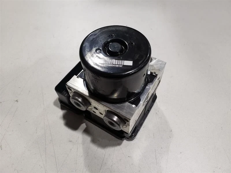 BMW 135i E82 2009 - Conjunto de sistema de frenos antibloqueo compatible con 09-13 OEM - 6790146 Foto 4 de 4