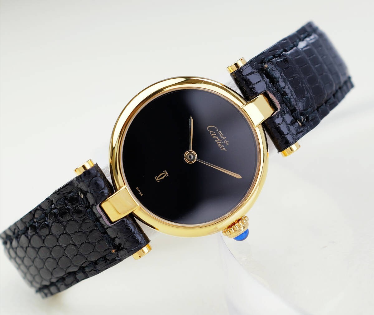 Cartier Must Vendome Quartz Black Dial Watch Tam ? The Cartier Vendome Vermeil 590003 perfectly embodies  main image 2