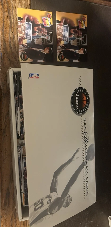 1993-94 Edition Skybox Premium Basketball Cards - Image 2 of 4