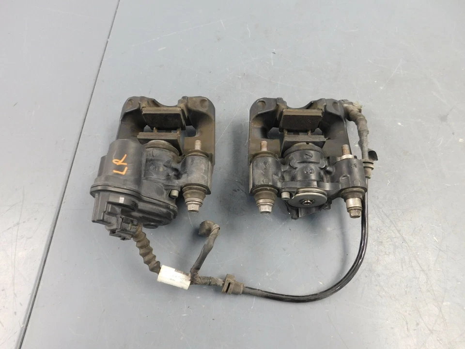 Комплект суппортов стояночного тормоза 2017 16–21 Acura NSX NO0295 F4 - Изображение 4 из 4