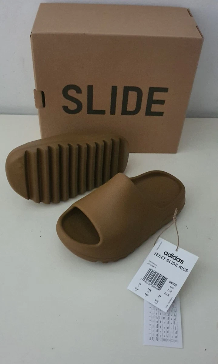 New KIDS ADIDAS YEEZY SLIDE US 11K UK 11K EUR 29 kids slides Ochre