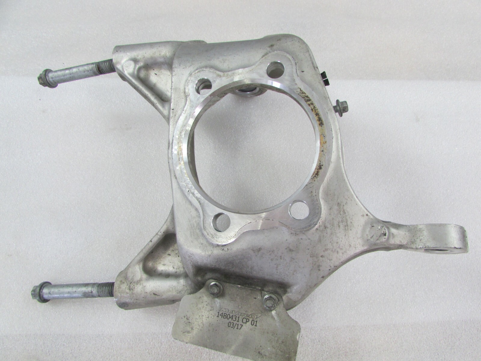 McLaren 720S, RH, Right Front Knuckle, Used, P/N 14B0557CP
