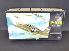 Accurate Miniatures P-51A Mustang 1/48 Model Kit 3402 CIB ~ T575