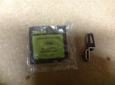 Clip gouttière isolé pour sécuriser les fouets d'antenne mobile