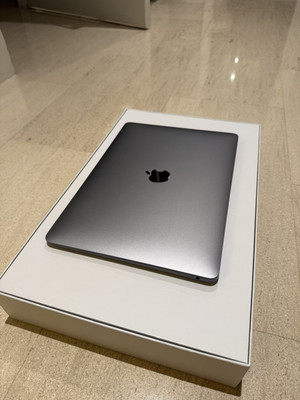 Apple MacBook Air (Late 2020) Laptop 13.3'' M1 CPU 8GB RAM 256 SSD Gray