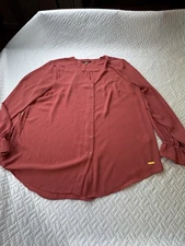 T TAHARI Women’s Button Front Long Sleeve Blouse XL Rust V Neck Shirred Cuff XL 
