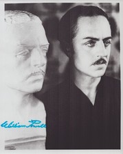 WILLIAM POWELL - AUTOGRAPHED SIGNED PHOTOGRAPH