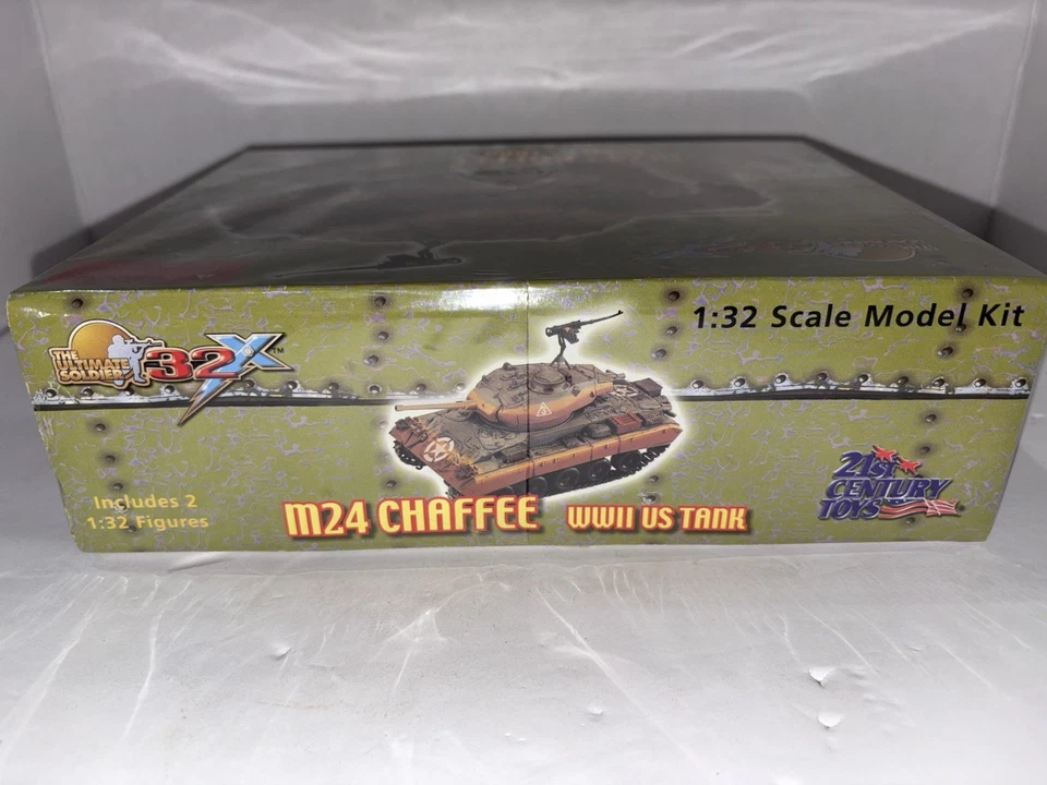 2005 21st Century Toys The Ultimate Soldier 1:32 M24 Chaffee WWII U.S. Tank "NOS - Image 4 of 4