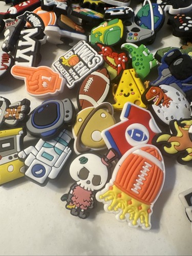 Schuh Charms 68 Stück, Unisex, Sport, Essen, Weltraum, Gamer, Jeeps usw. OVP - Bild 6 von 7