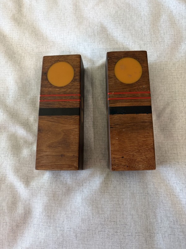 MCM ROBERT MCKEOWN California SALT & PEPPER SHAKERS Wood & Bakelite 1976
