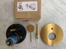 Brand New boxed Grohe 411181140 Shower Valve with gold trim and shower handle