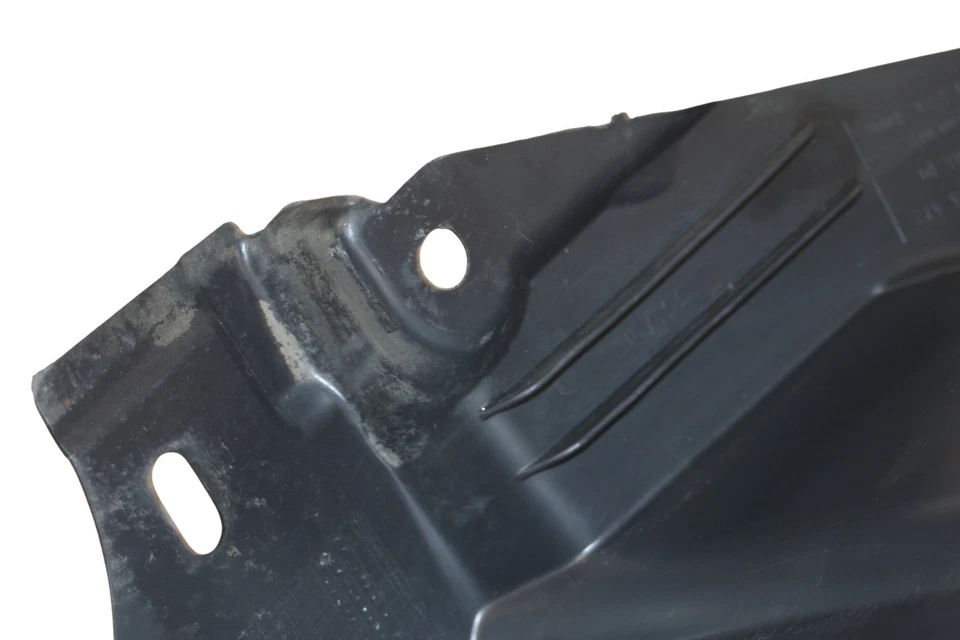 2007-2013 BMW 335i 328I E92 FRONT RIGHT REARWARD FENDER LINER OEM - Image 3 of 4