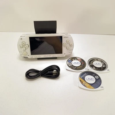 Console Sony Playstation Portable PSP 1004 Bianca White - COMPLETA + Giochi