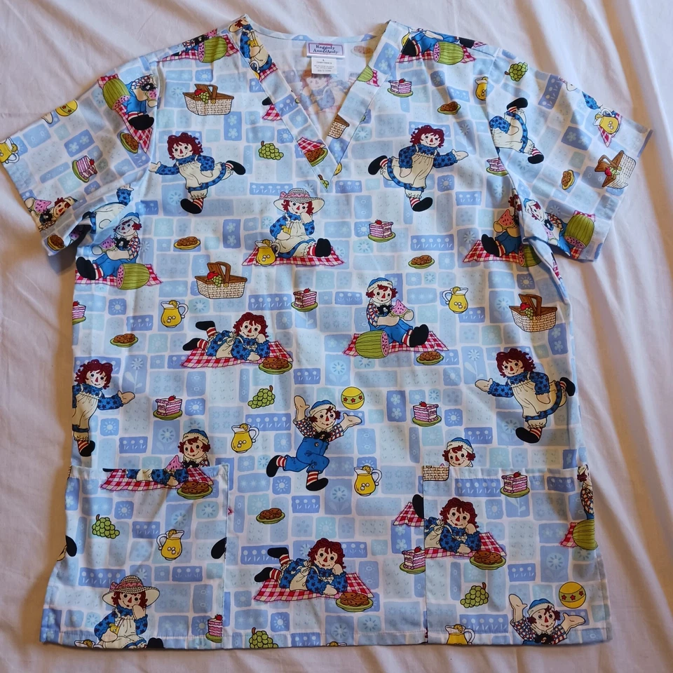 3pc vintage Women's L Scrub Tops Nursing BETTY BOOP Raggedy Ann POWERPUFF GIRLS - Image 2 of 4