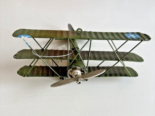 VINTAGE STYLE 6" METAL TRI-PLANE MILITARY AIRCRAFT CHILD HOME DECOR TOY - Green