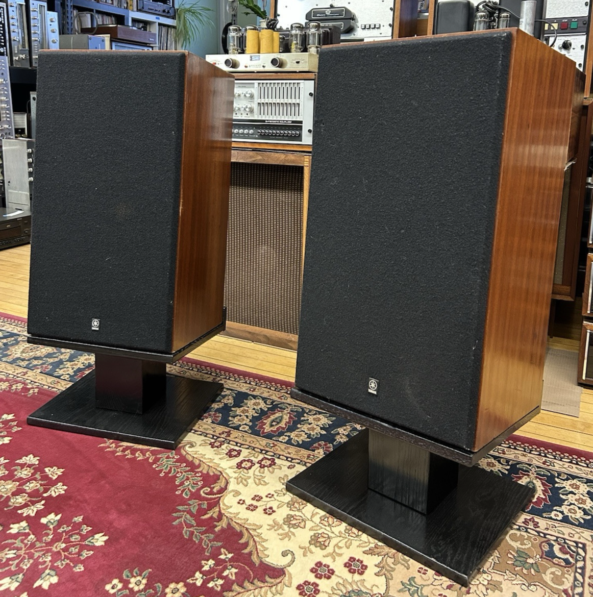 YAMAHA NS-690 SPEAKERS WITH STANDS NICE | eBay