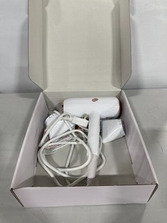 Secador de pelo profesional T3 AireLuxe blanco usado